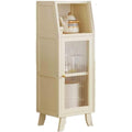 Eine Gestaltung in Creme kennzeichnet das Sideboard
