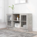 Die Vitrine nimmt mit 120 x 30.5 x 70 cm Gestalt an