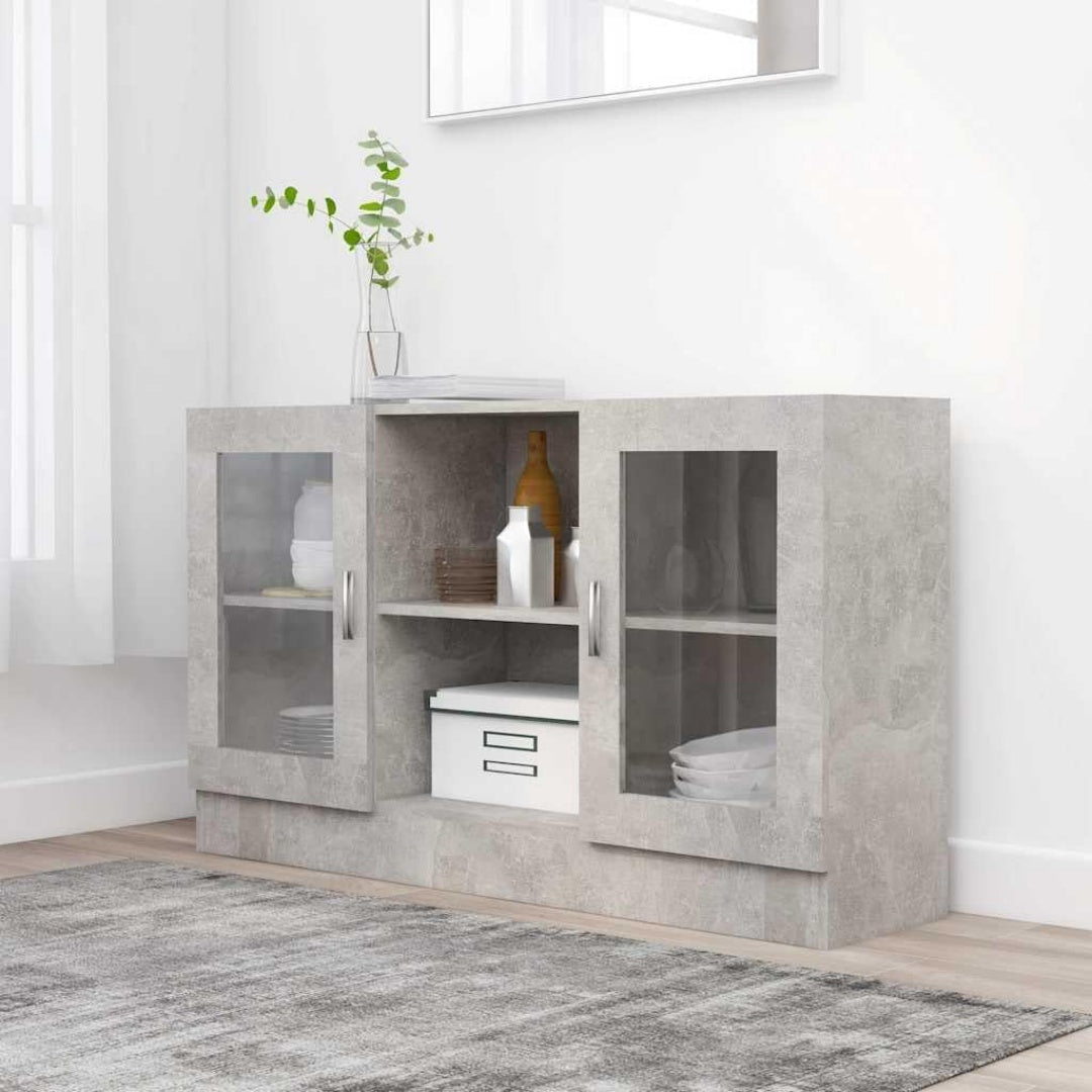 Die Vitrine nimmt mit 120 x 30.5 x 70 cm Gestalt an