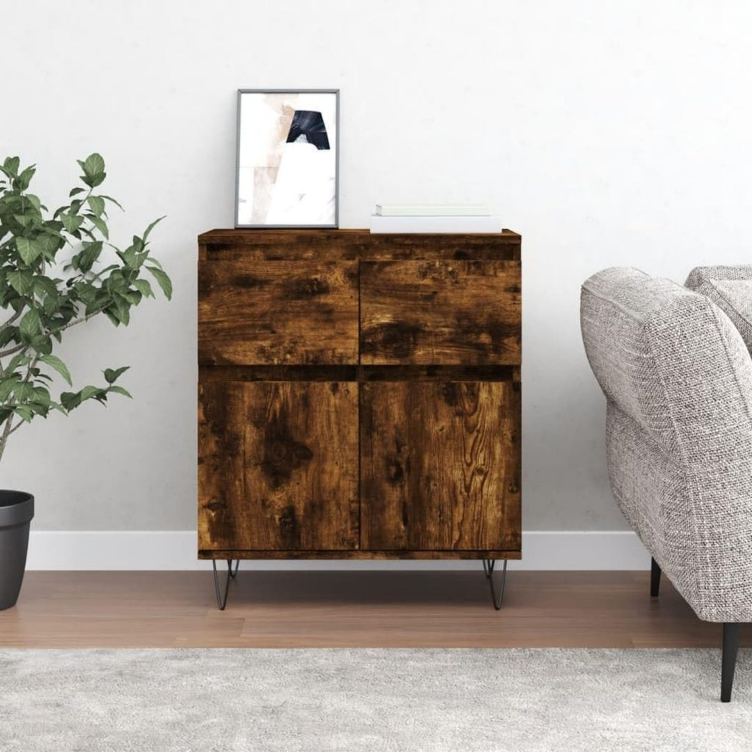 Das Sideboard misst 60 x 35 x 70 cm in Eichenbraun mit den Massen 60 x 35 x 70 cm