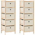 Beige gibt dem Regal einen farblichen Akzent